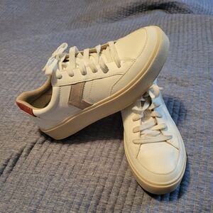 Dr. Scholl's White and Tan Sneakers for Women